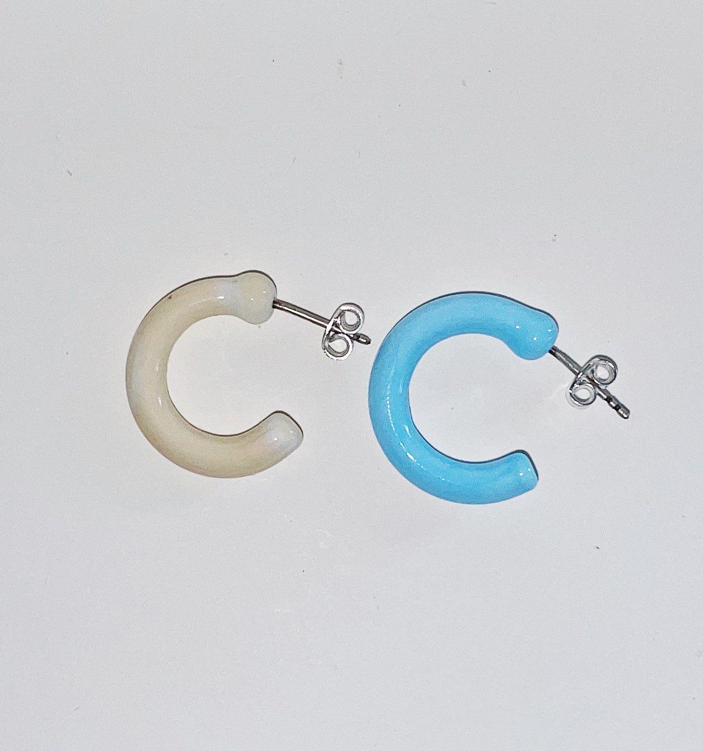 cream pair earrings